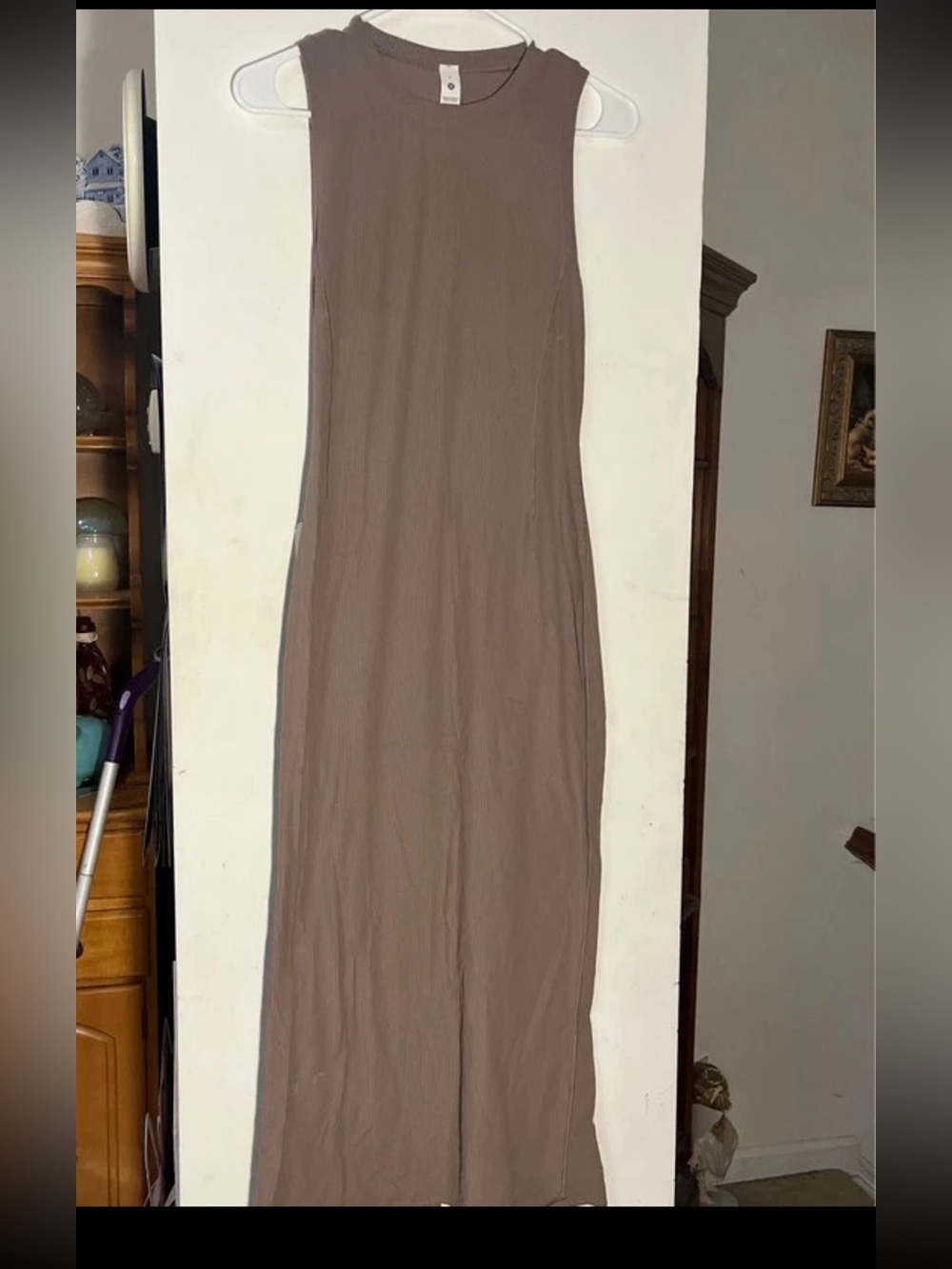 Lululemon taupe bodycon Macy dress with slit. Size 4